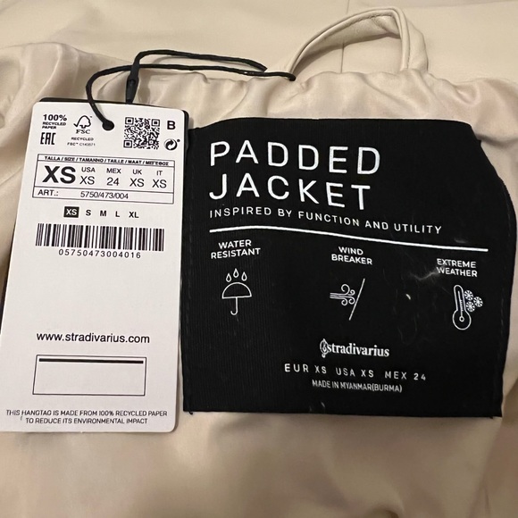 Brand new Stradivarius padded jacket. Size XS. - Picture 3 of 3